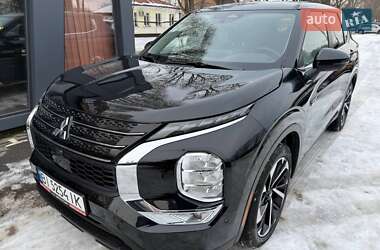Позашляховик / Кросовер Mitsubishi Outlander 2024 в Полтаві