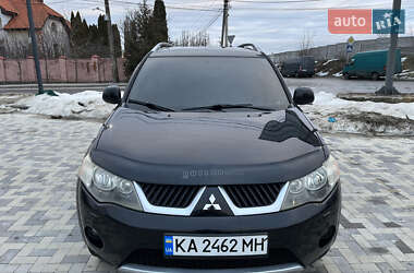 Внедорожник / Кроссовер Mitsubishi Outlander 2007 в Киеве