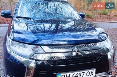 Позашляховик / Кросовер Mitsubishi Outlander 2018 в Вінниці
