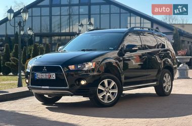 Позашляховик / Кросовер Mitsubishi Outlander 2010 в Стрию