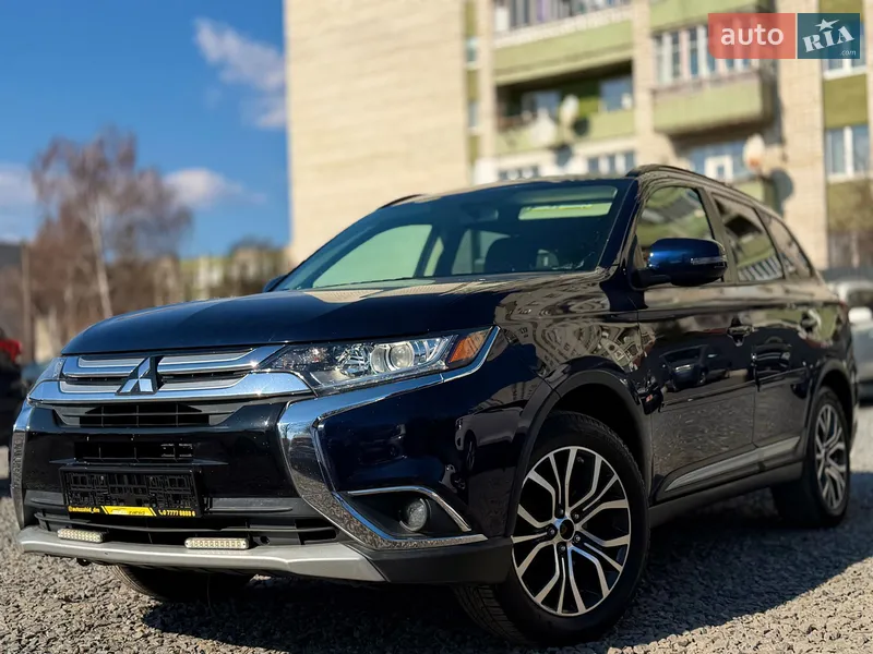 Mitsubishi Outlander 2016