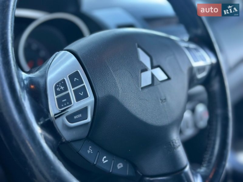 Внедорожник / Кроссовер Mitsubishi Outlander 2007 в Тернополе