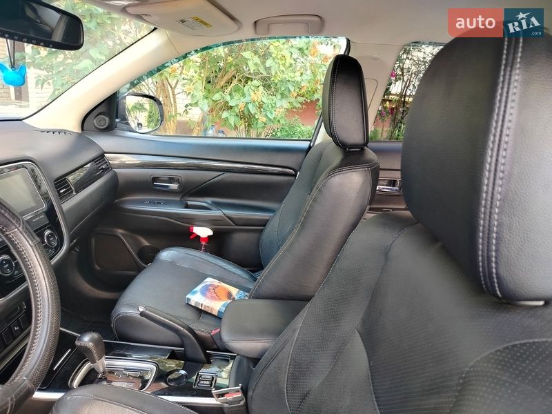 Mitsubishi Outlander 2018