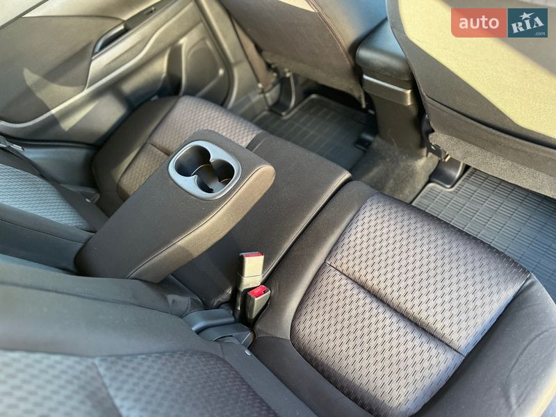 Внедорожник / Кроссовер Mitsubishi Outlander 2013 в Луцке