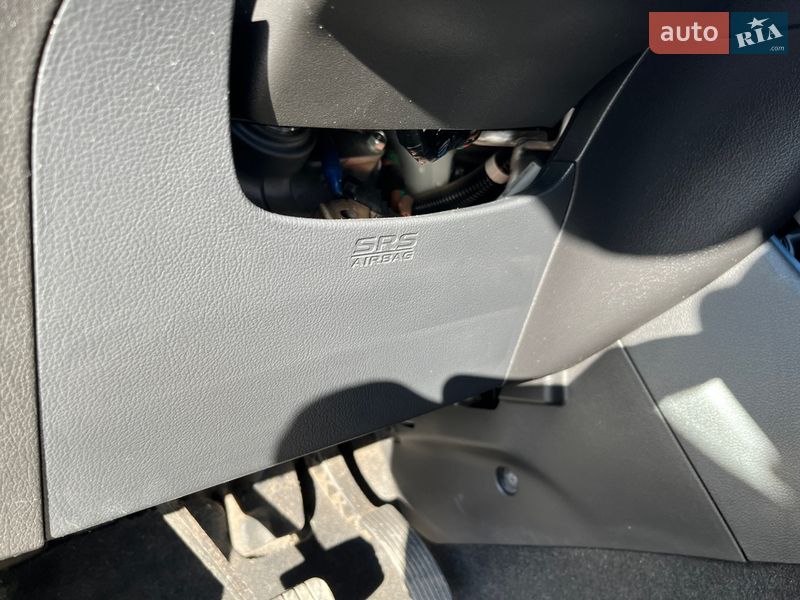 Внедорожник / Кроссовер Mitsubishi Outlander 2013 в Луцке