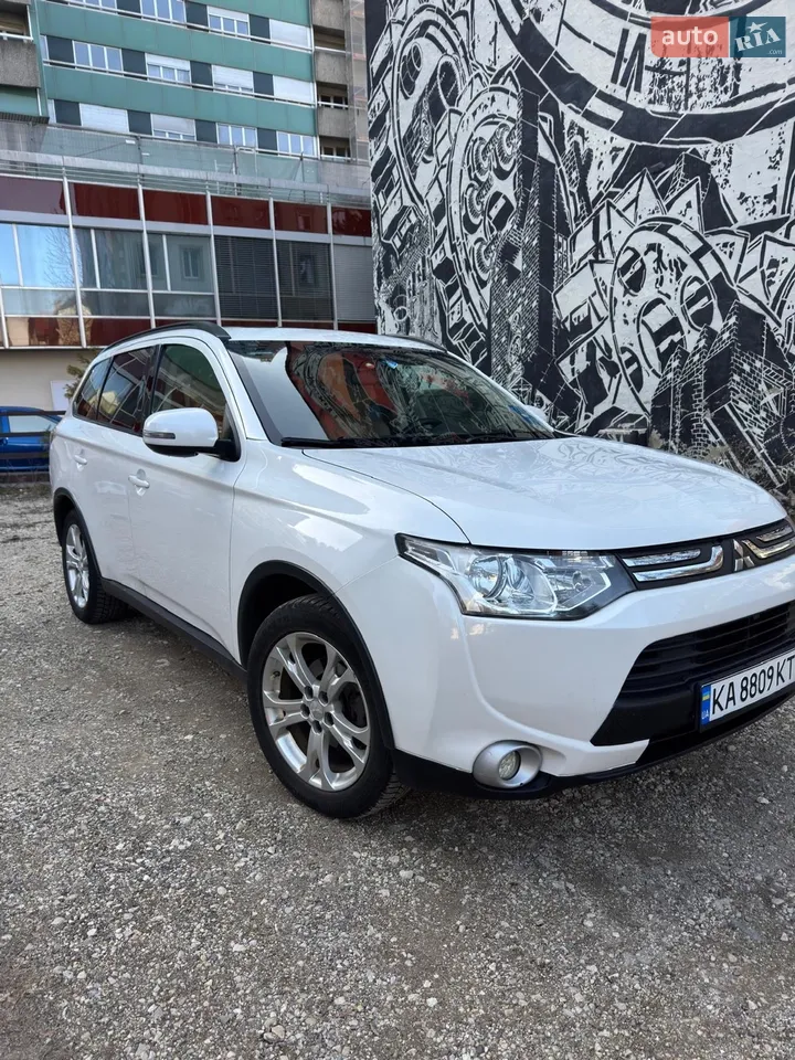 2015 Mitsubishi Outlander - мініатюра 3