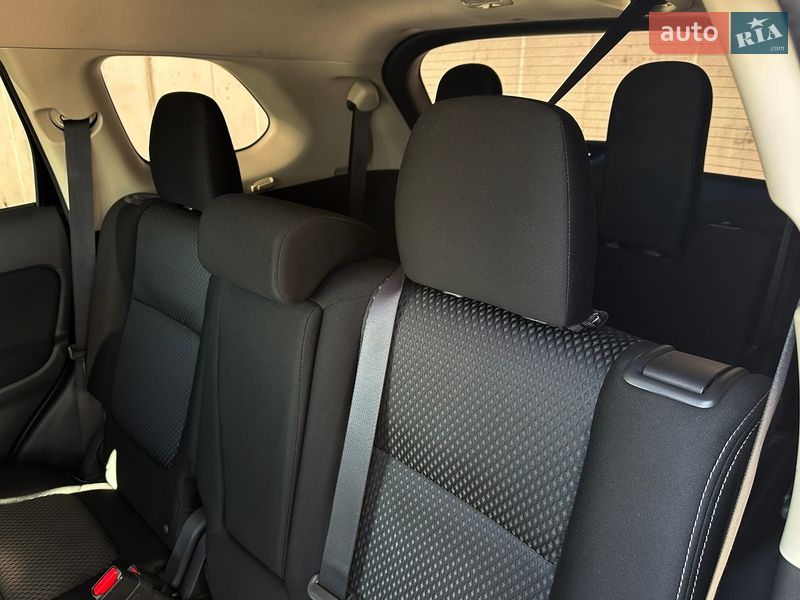 Внедорожник / Кроссовер Mitsubishi Outlander 2018 в Одессе