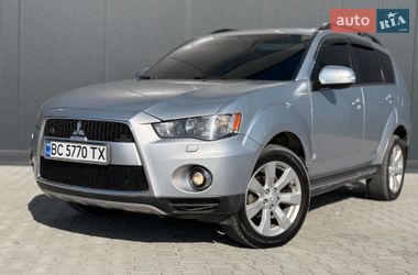 Внедорожник / Кроссовер Mitsubishi Outlander 2011 в Львове