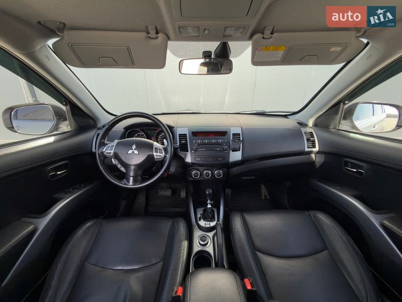 Внедорожник / Кроссовер Mitsubishi Outlander 2011 в Львове