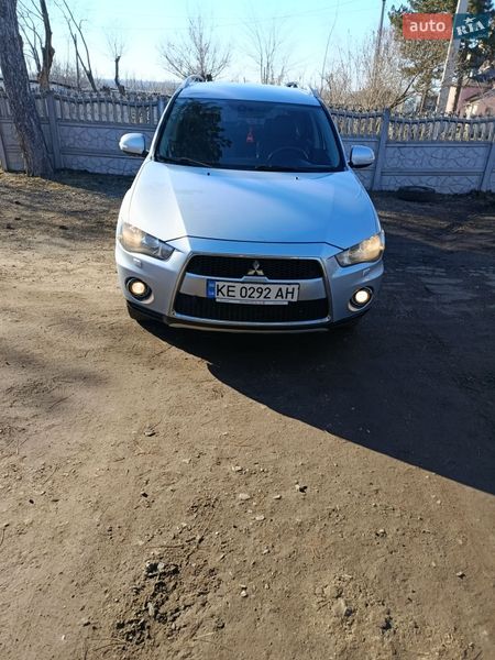 Mitsubishi Outlander 2009