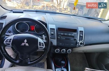 Внедорожник / Кроссовер Mitsubishi Outlander 2009 в Вышгороде