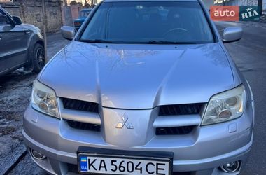 Позашляховик / Кросовер Mitsubishi Outlander 2006 в Києві