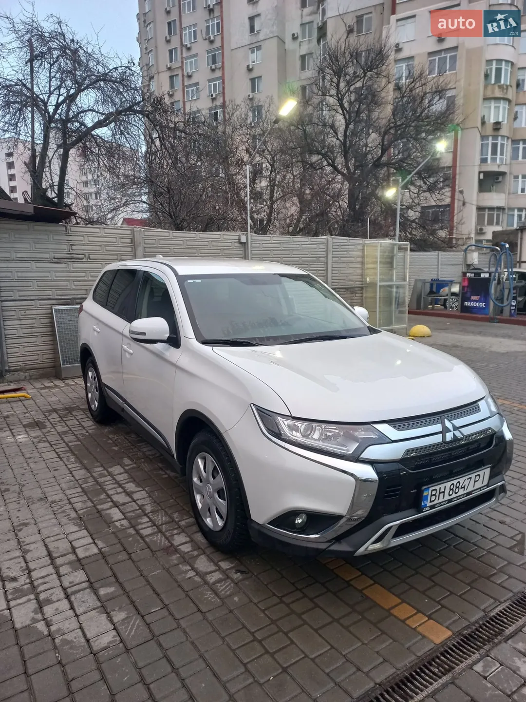 2021 Mitsubishi Outlander - мініатюра 11