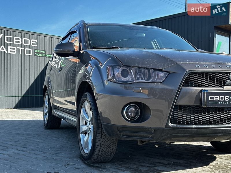 Внедорожник / Кроссовер Mitsubishi Outlander 2009 в Львове