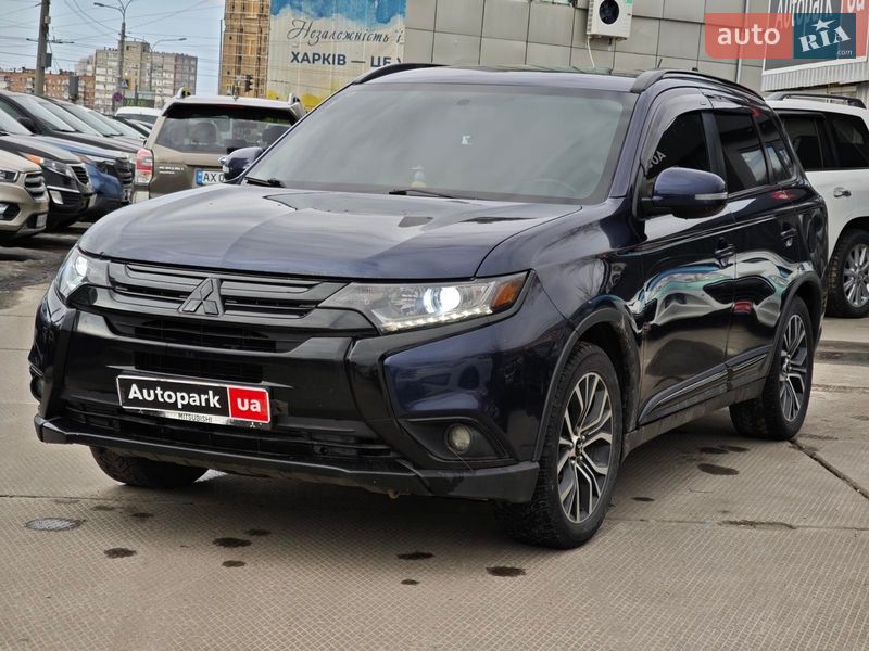 Mitsubishi Outlander 2016