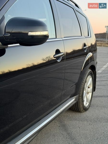 Внедорожник / Кроссовер Mitsubishi Outlander 2011 в Полтаве