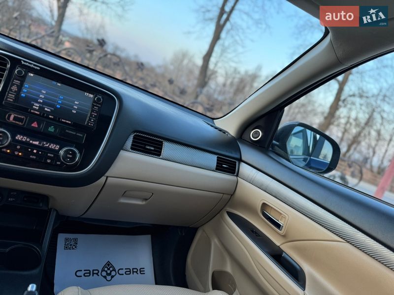 Позашляховик / Кросовер Mitsubishi Outlander 2013 в Дрогобичі