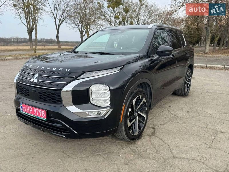 Mitsubishi Outlander 2021