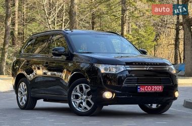 Внедорожник / Кроссовер Mitsubishi Outlander 2014 в Дрогобыче