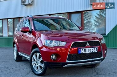 Внедорожник / Кроссовер Mitsubishi Outlander 2010 в Полтаве