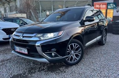 Внедорожник / Кроссовер Mitsubishi Outlander 2016 в Полтаве