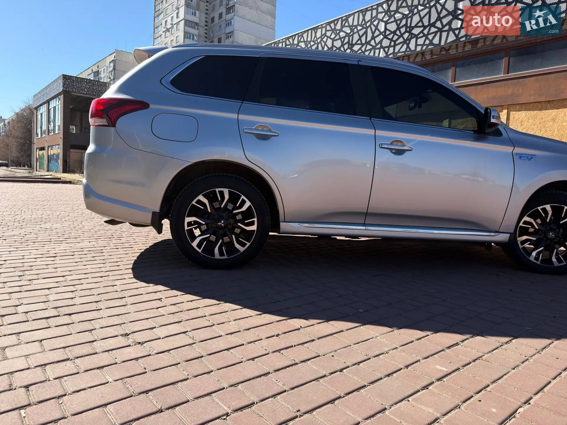 2018 Mitsubishi Outlander - мініатюра 15