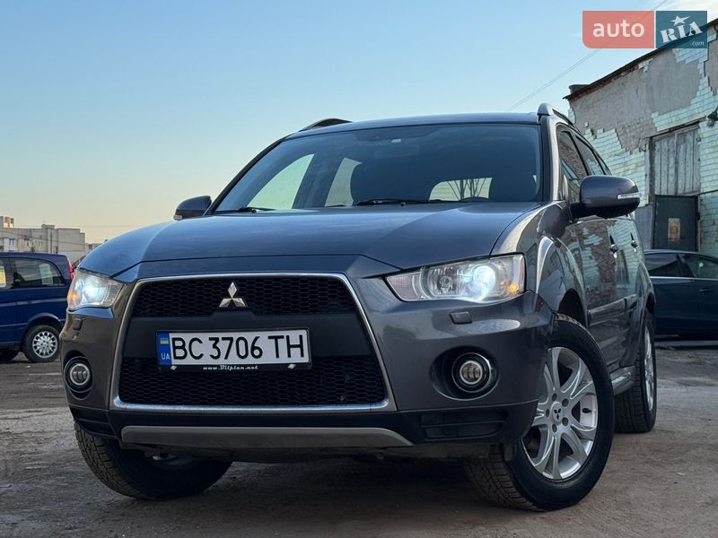 Внедорожник / Кроссовер Mitsubishi Outlander 2011 в Дрогобыче