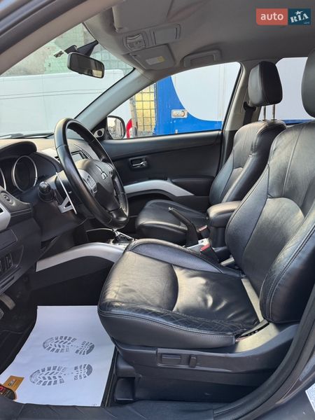 Внедорожник / Кроссовер Mitsubishi Outlander 2011 в Дрогобыче