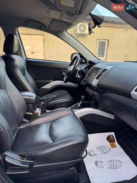 Внедорожник / Кроссовер Mitsubishi Outlander 2011 в Дрогобыче