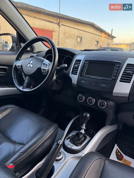 Внедорожник / Кроссовер Mitsubishi Outlander 2011 в Дрогобыче