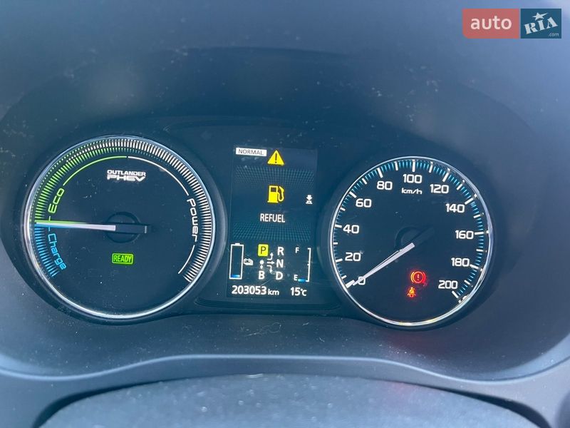 Внедорожник / Кроссовер Mitsubishi Outlander 2013 в Ивано-Франковске