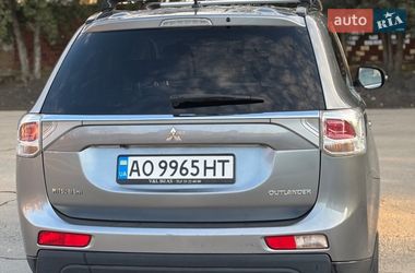 Позашляховик / Кросовер Mitsubishi Outlander 2012 в Ужгороді