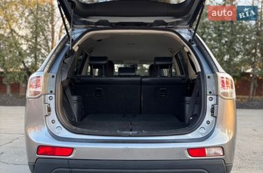 Позашляховик / Кросовер Mitsubishi Outlander 2012 в Ужгороді