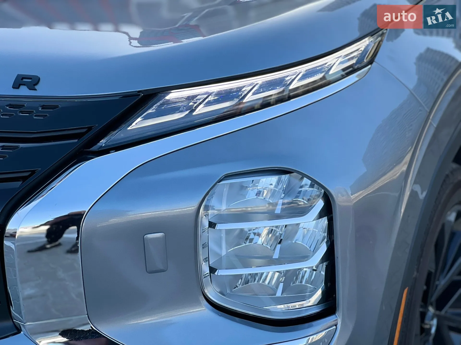 2023 Mitsubishi Outlander - мініатюра 41