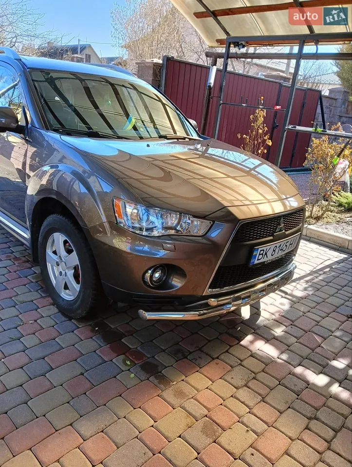 2010 Mitsubishi Outlander - мініатюра 23