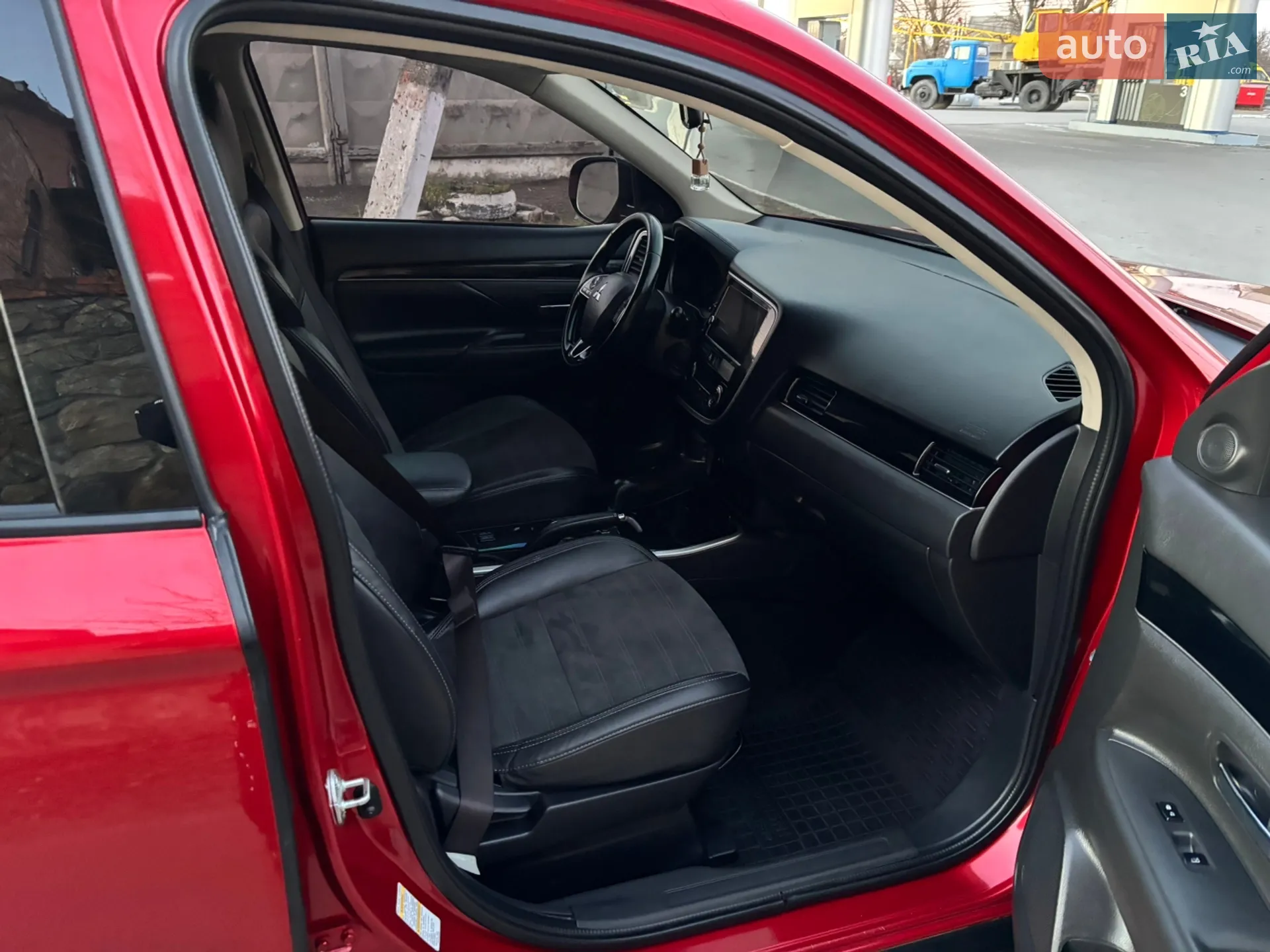 2018 Mitsubishi Outlander - мініатюра 42