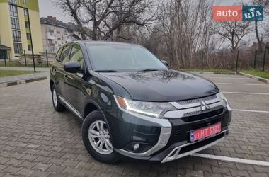 Позашляховик / Кросовер Mitsubishi Outlander 2020 в Ковелі