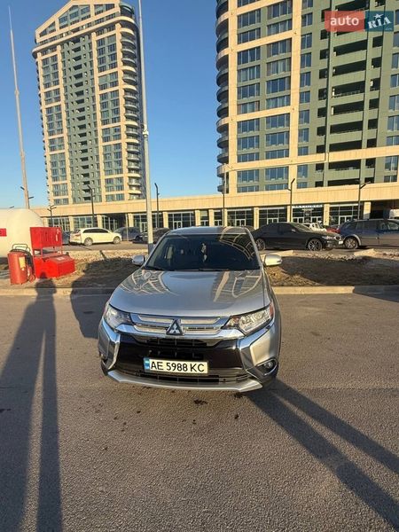 Внедорожник / Кроссовер Mitsubishi Outlander 2018 в Днепре