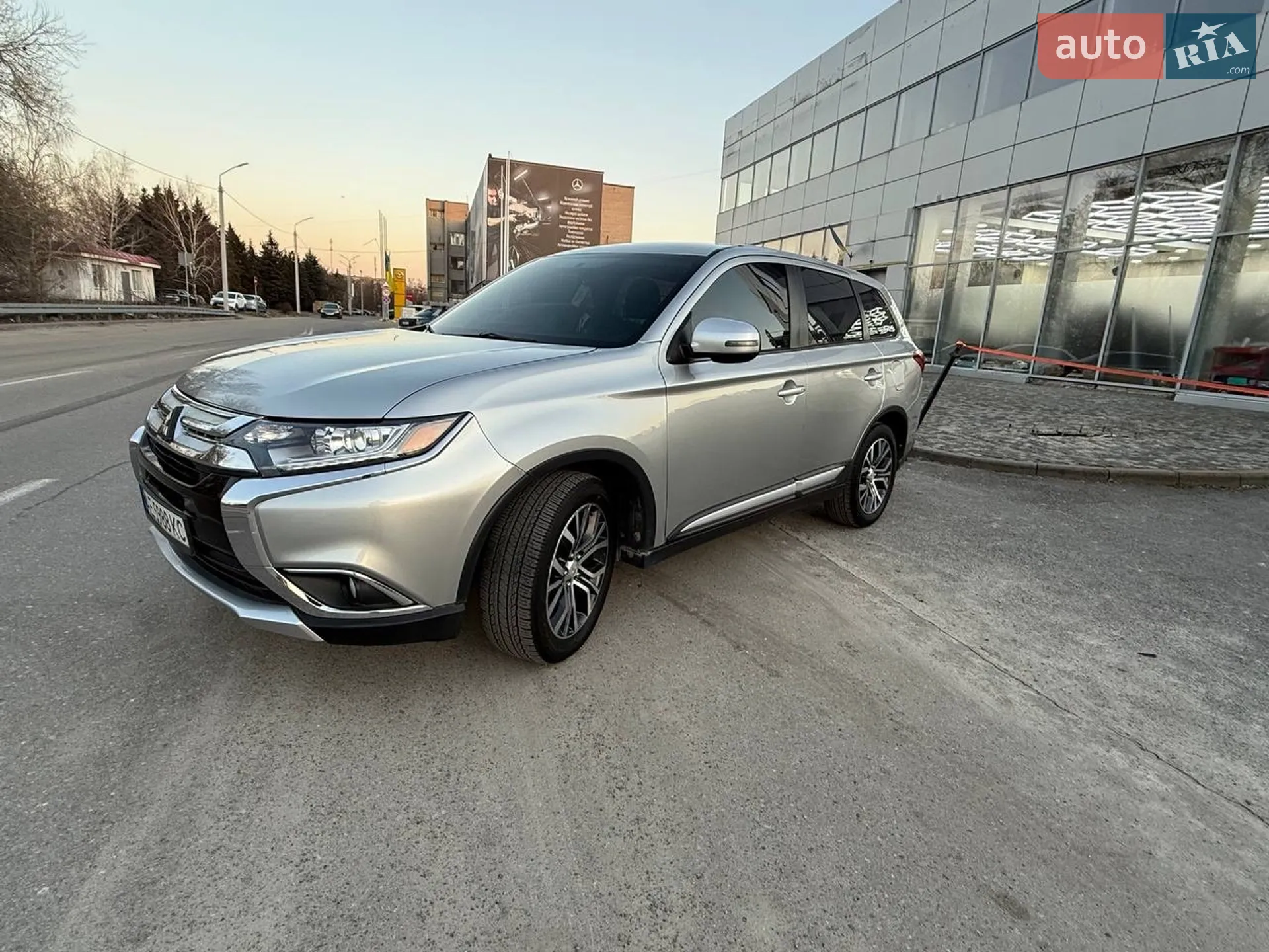 2018 Mitsubishi Outlander - мініатюра 6