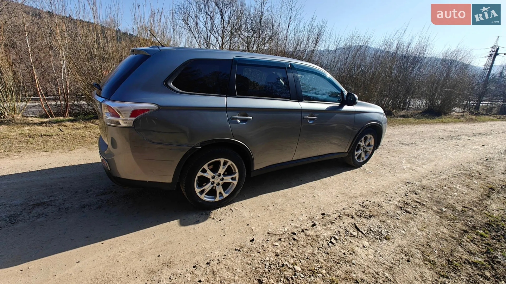 2015 Mitsubishi Outlander - мініатюра 32