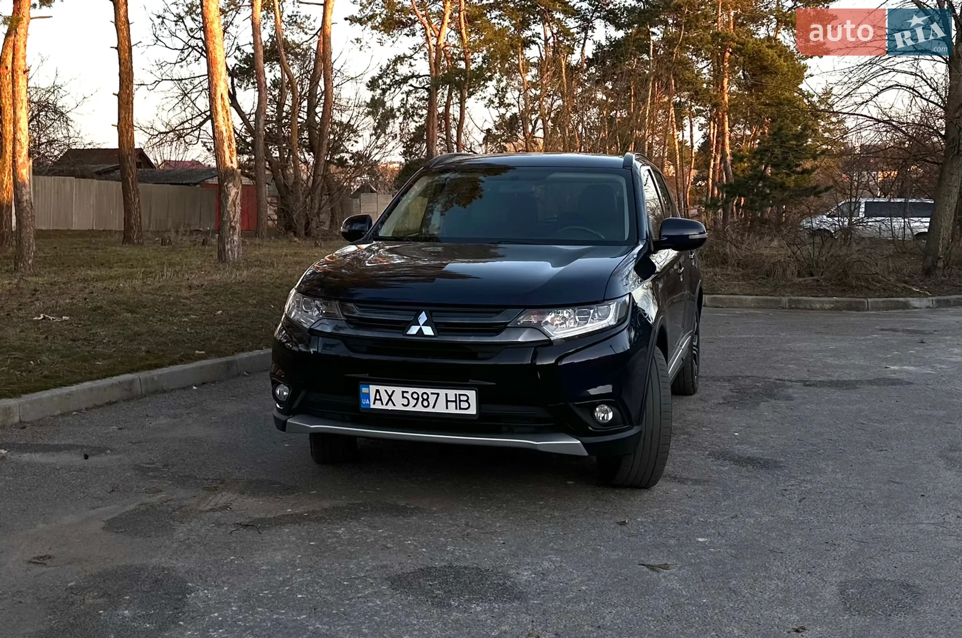 2016 Mitsubishi Outlander - мініатюра 10