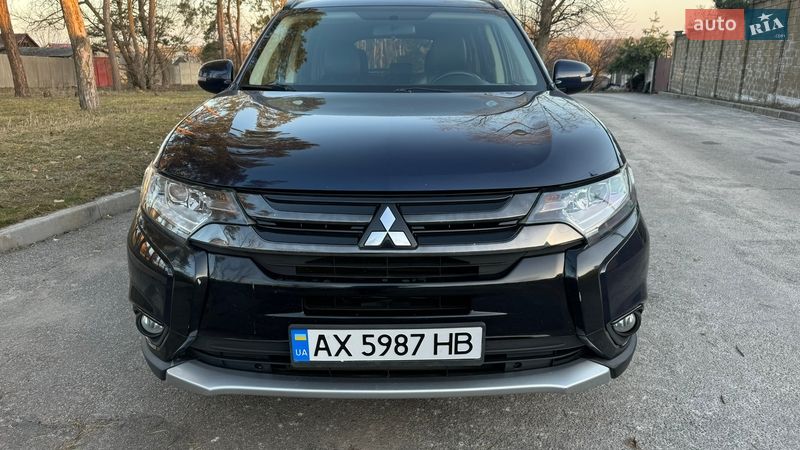 Mitsubishi Outlander 2016