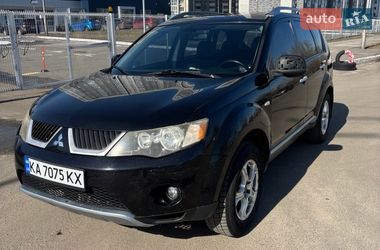 Позашляховик / Кросовер Mitsubishi Outlander 2007 в Києві