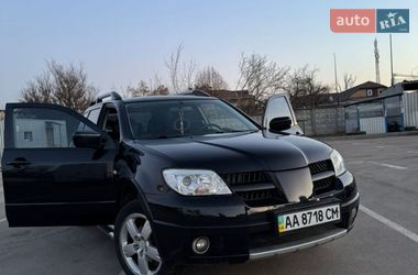 Позашляховик / Кросовер Mitsubishi Outlander 2007 в Києві