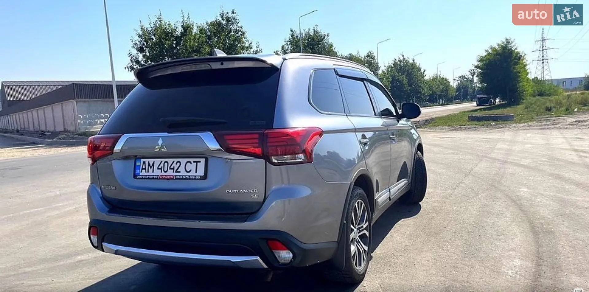 2017 Mitsubishi Outlander - мініатюра 2