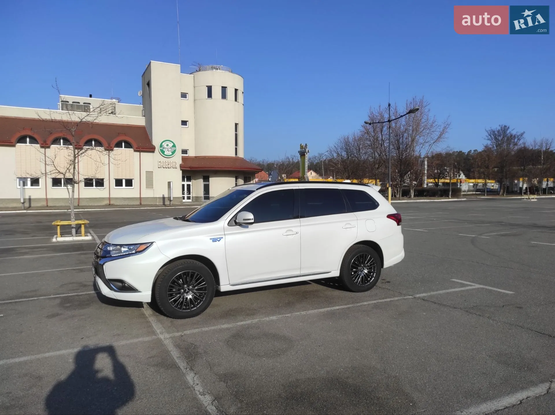 2021 Mitsubishi Outlander - мініатюра 4