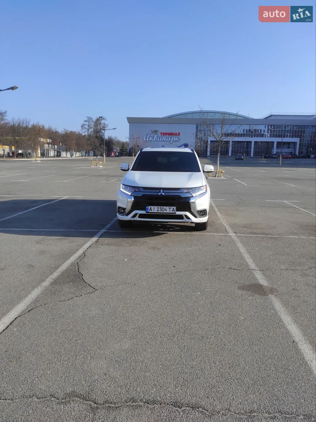 2021 Mitsubishi Outlander - фото 1