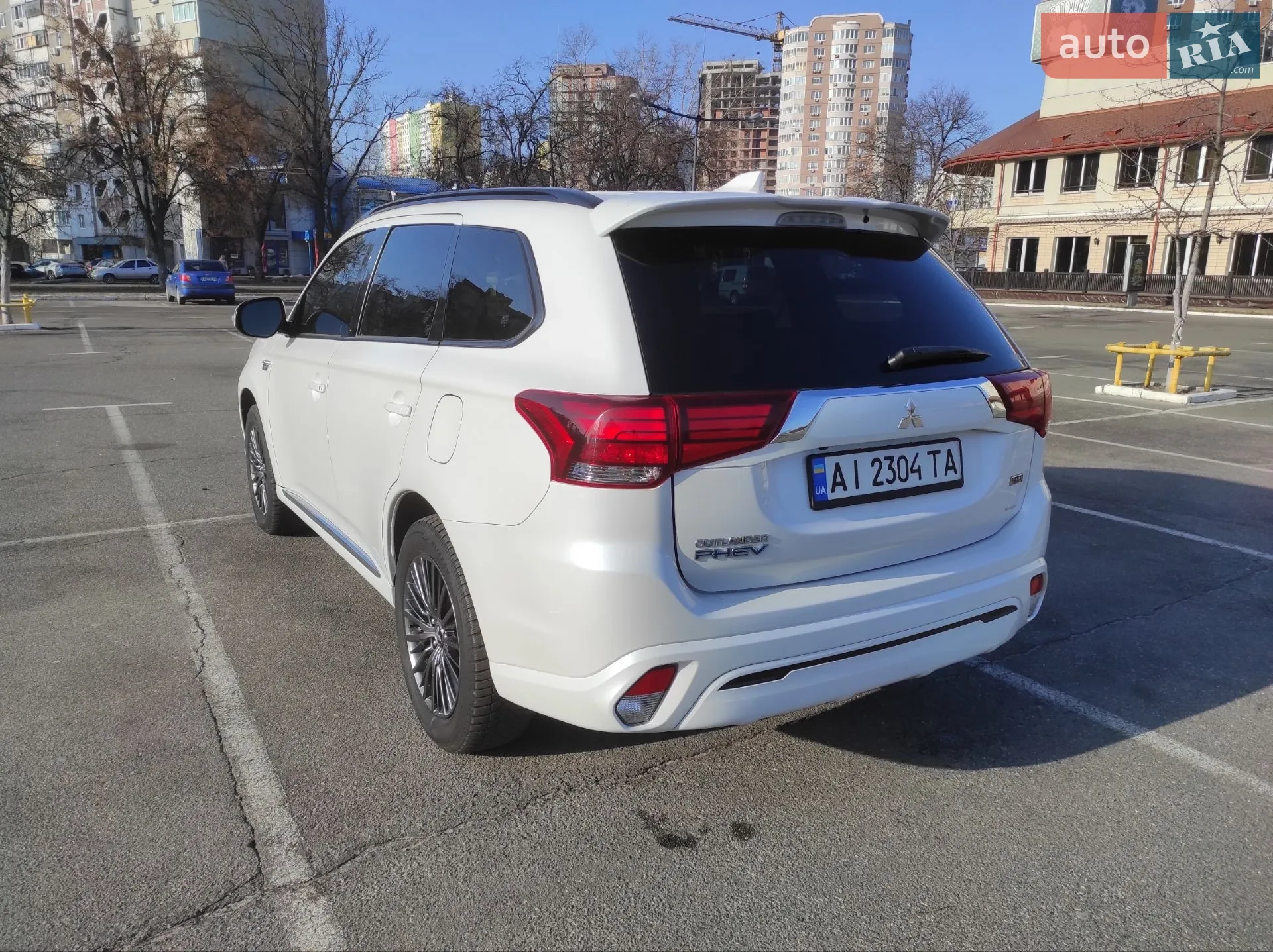 2021 Mitsubishi Outlander - мініатюра 9