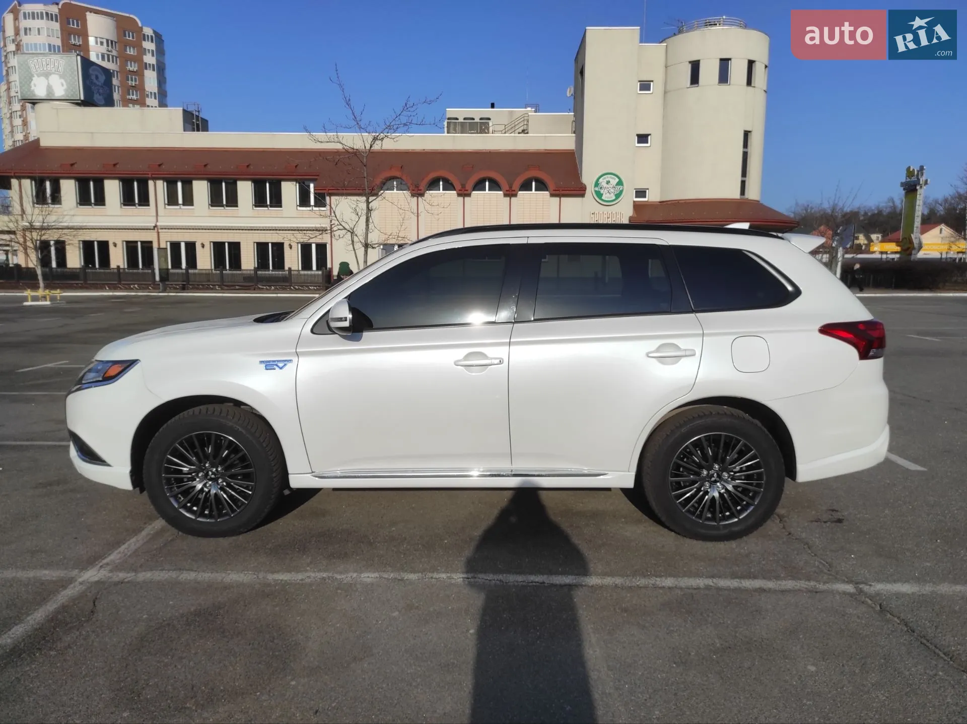 2021 Mitsubishi Outlander - мініатюра 14