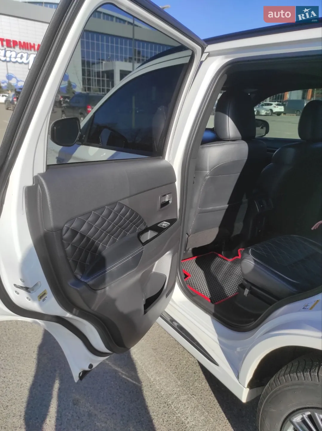 2021 Mitsubishi Outlander - мініатюра 55
